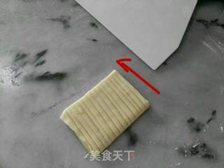 海螺花卷的做法步骤:7