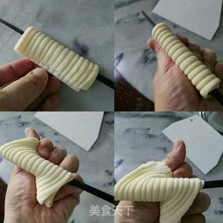 海螺花卷的做法步骤:9