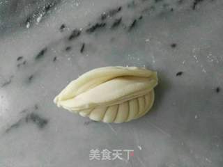 海螺花卷的做法步骤:12