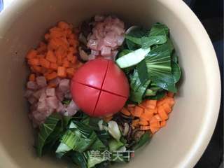 电饭煲番茄焖饭的做法步骤:2
