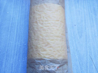 卡通海豹奶油蛋糕卷的做法步骤:17