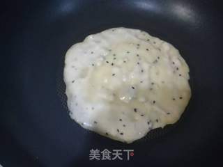 香蕉红枣酸奶煎饼的做法步骤:11