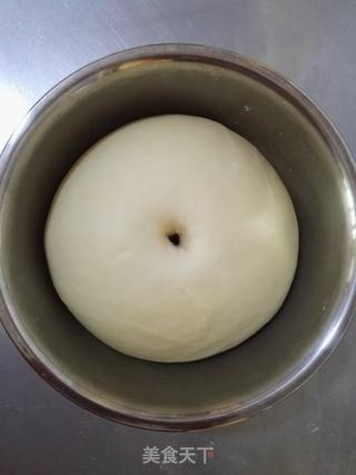 蔓越莓椰蓉花包的做法步骤:9