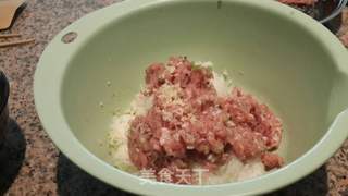 白萝卜鲜肉饺的做法步骤:3