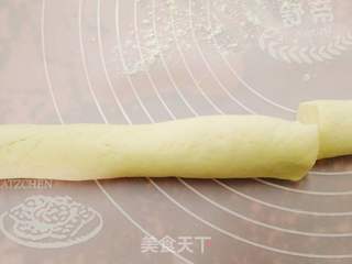 圣诞老人馒头的做法步骤:7