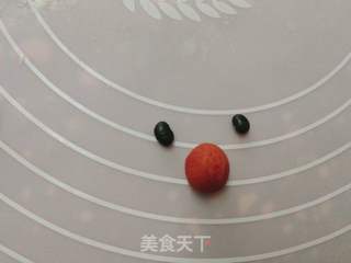 圣诞老人馒头的做法步骤:13