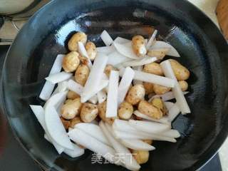 毛芋萝卜炖粉条的做法步骤:7