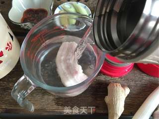 蒜泥白肉的做法步骤:4
