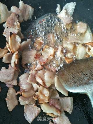 农家小炒肉的做法步骤：2