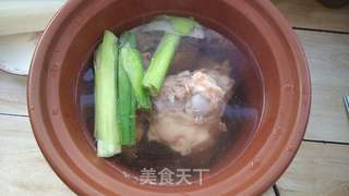 炖菜#棒骨海带炖萝卜的做法步骤:5