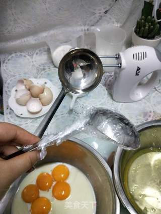 斑马纹戚风蛋糕的做法步骤:4