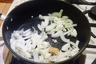鸡胸肉贝拉蘑菇罗蒂尼的做法步骤:2