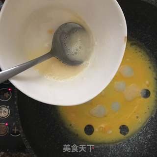 波点蛋包饭的做法步骤:12