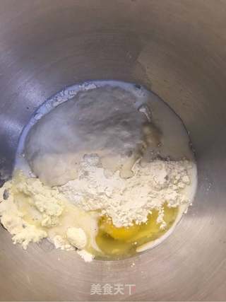 波兰种小牛角包早餐包的做法步骤:2