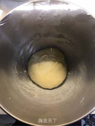 波兰种小牛角包早餐包的做法步骤:5