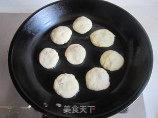 #鲜虾土豆饼的做法图解11