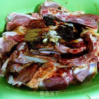 “炖菜”烤羊肉的做法步骤：3