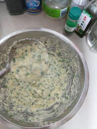 韭菜鸡蛋饼的做法步骤:4