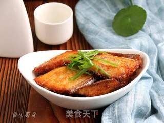 干煎爆腌带鱼的做法步骤:8