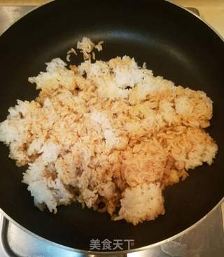 玛喜达的海苔芝士炒饭的做法步骤:3
