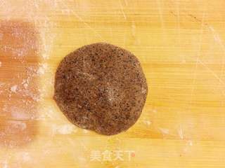 黑玫瑰花样面点的做法步骤:10