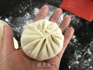 灌汤鲜肉大包的做法步骤：11