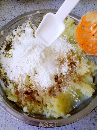 土豆丸子的做法步骤:6