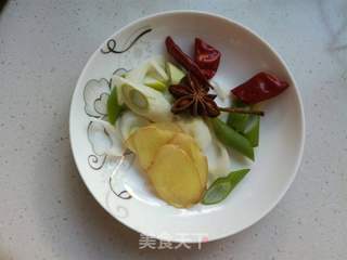 牛肉炖萝卜的做法步骤:4