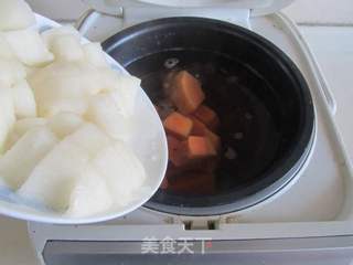 桃胶雪莲米水果羹的做法步骤:7