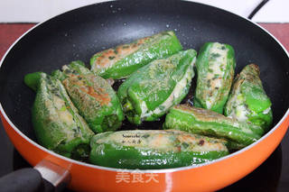 客家美食,煎酿辣椒的做法步骤:8