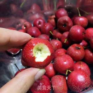 冰糖山楂的做法步骤:2