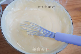 火龙果蛋糕卷的做法步骤:7