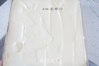 火龙果蛋糕卷的做法步骤:8