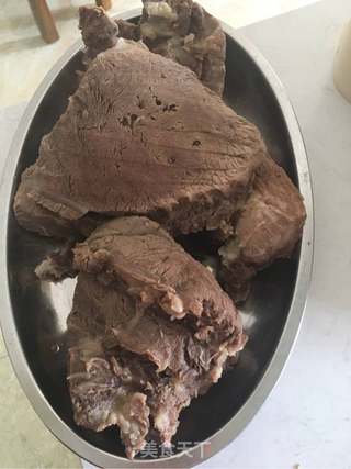 麻辣牛肉的做法步骤:2