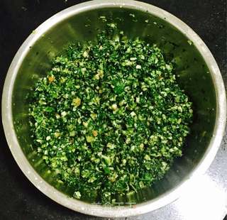 荠菜猪肉水饺的做法步骤:8
