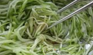西葫芦猪肉饺子的做法步骤:4