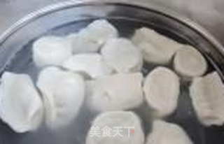 西葫芦猪肉饺子的做法步骤:13
