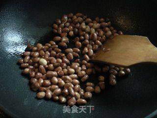下酒小菜——咸酥花生米的做法步骤:7