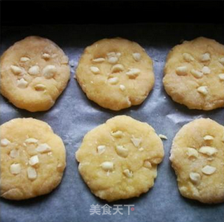 花生鸡蛋小饼干的做法步骤:6