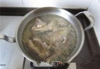 春笋煨土鸡的做法步骤:6