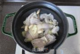 春笋煨土鸡的做法步骤:9