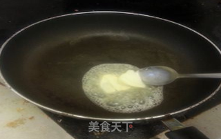 自制牛奶鸡蛋炖饭～的做法步骤：2