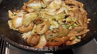 白菜烧肥肠的做法步骤:6