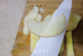 在盘子上开出的玫瑰花的做法步骤:3