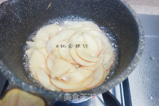 在盘子上开出的玫瑰花的做法步骤:6