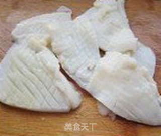 香辣墨鱼仔的做法步骤:2