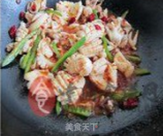 香辣墨鱼仔的做法步骤:11