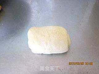 牛奶土司——祥细的手动打蛋器揉面过程的做法步骤:16