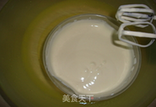 【自制香草冰淇淋】---媲美麦叔叔的味道的做法步骤:8