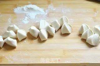 春天野菜香---荠菜水饺的做法步骤：12
